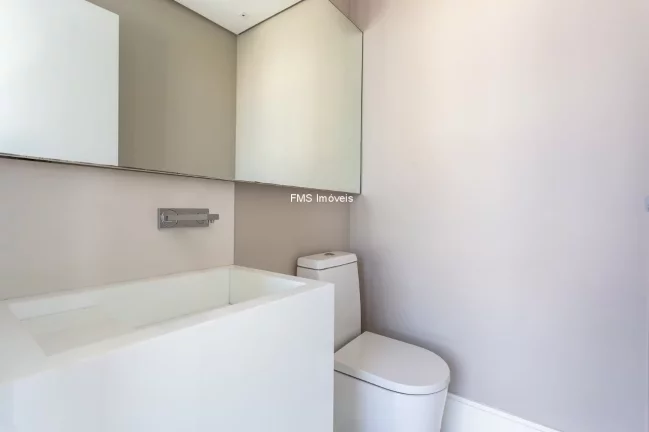 Imagem Imperdível apartamento para locação na Vila Nova Conceição com 1 suíte, 2 banheiros e 2 vagas de garagem. Confira!