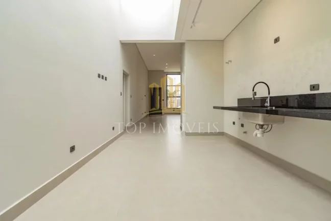 Imagem Magnifica casa Nova três dormitórios suite master espaço gourmet em condominio fechado