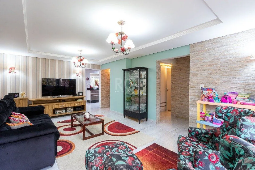 Imagem Casa para Venda - 342m², 3 dormitórios, sendo 2 suites, 2 vagas - Espírito Santo