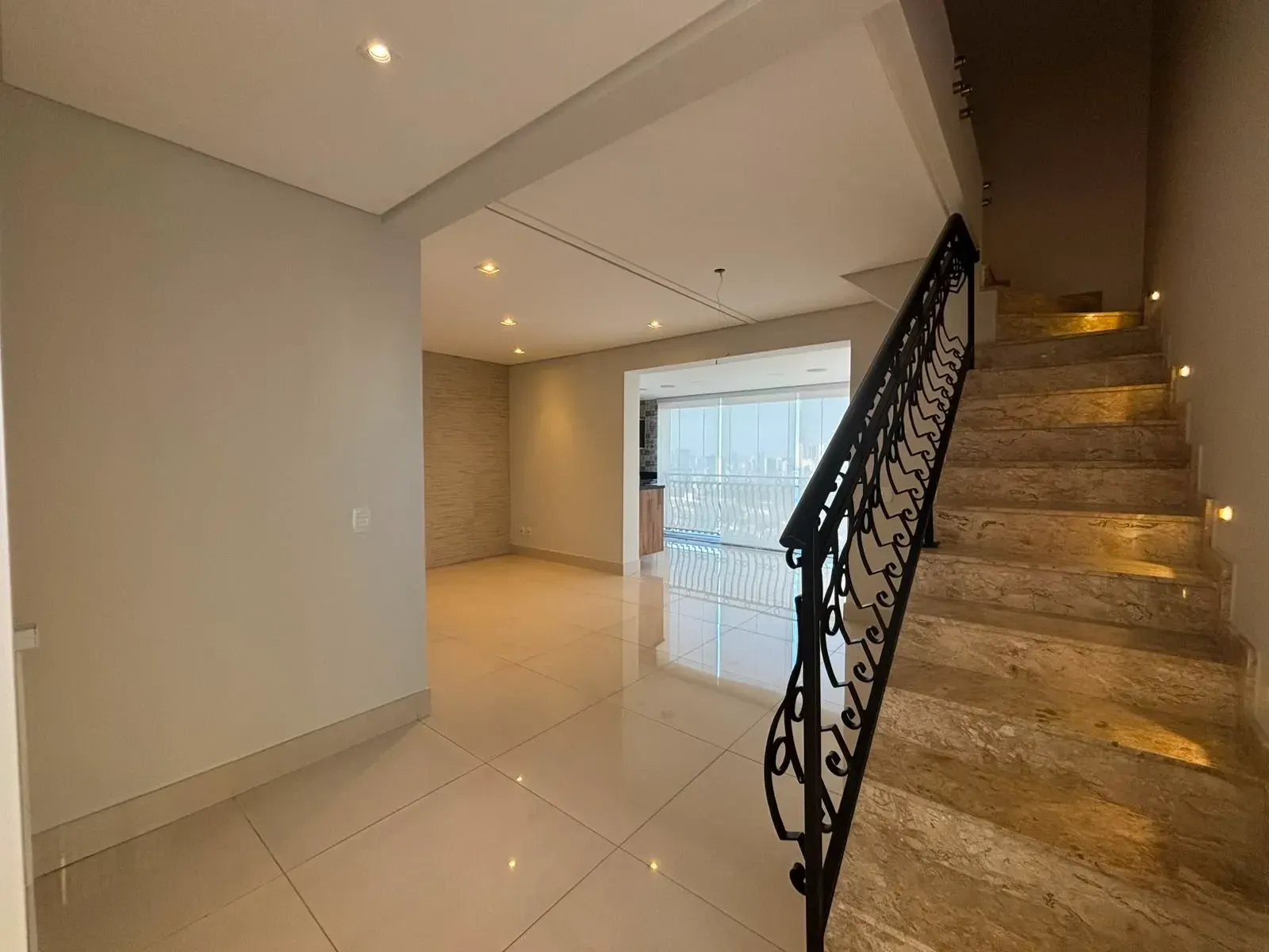 Imagem Apartamento com 3 Quartos à Venda, 185 metros em Vila Mariana - São Paulo