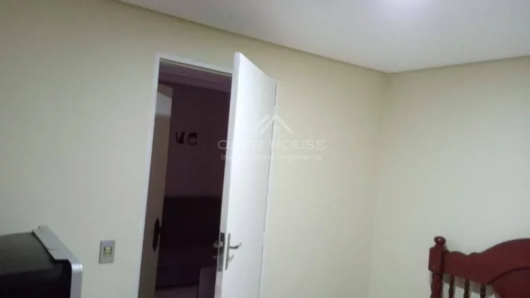 Imagem CASA COM PONTO COMERCIAL