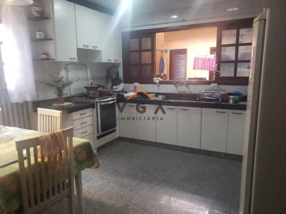 Imagem Sobrado para Venda em São Paulo, Cidade Patriarca, 3 dormitórios, 1 suíte, 2 banheiros, 8 vagas
