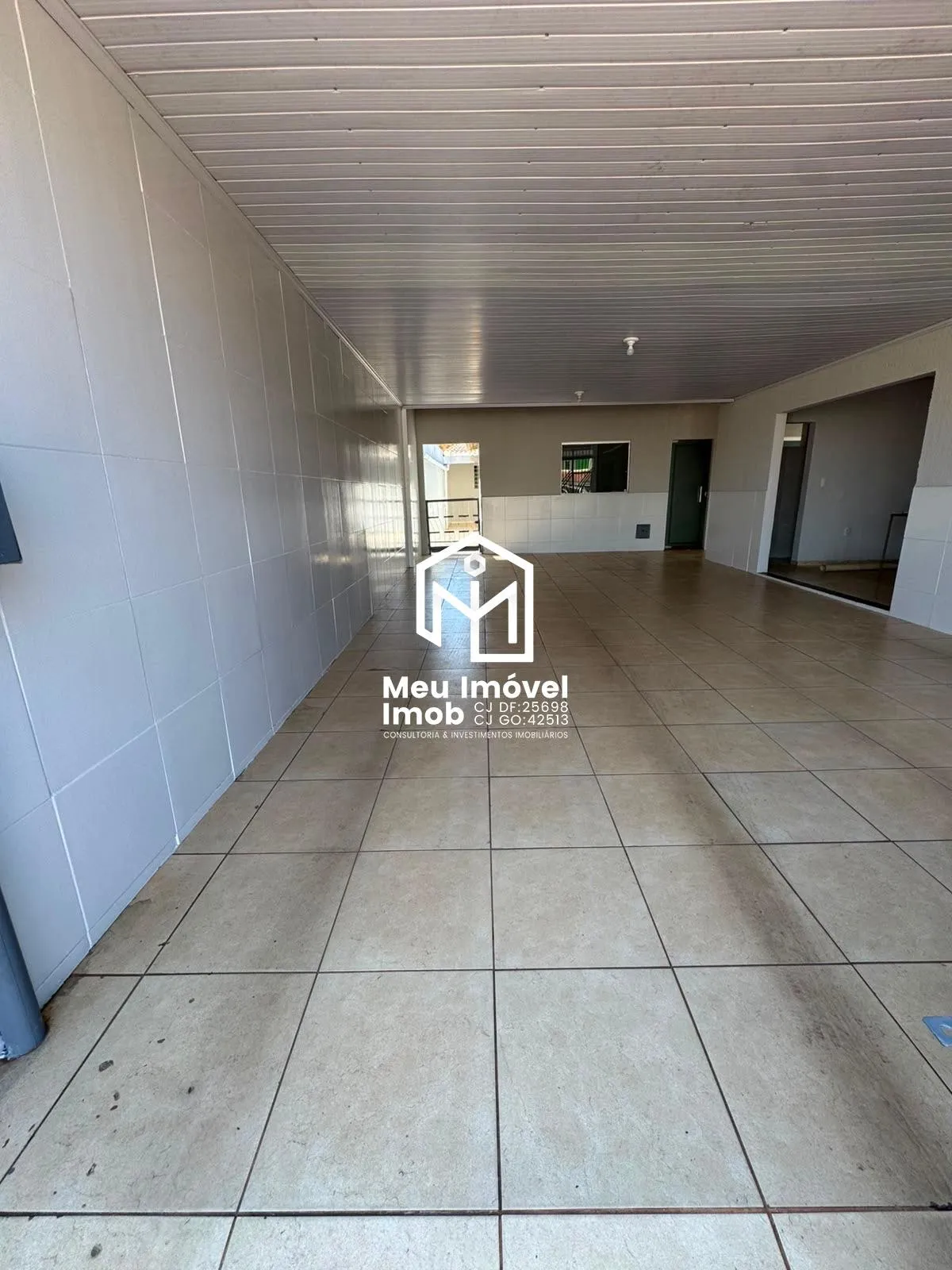 Imagem Casa 6 Quartos 1 Vaga 300m² Reformada Taguatinga/DF
