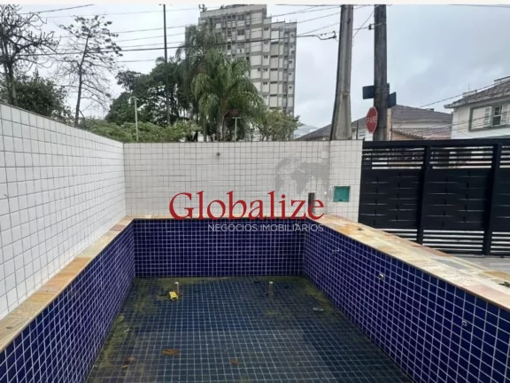 Imagem Sobrado à venda com 140m², 3 suites, piscina, churrasqueira por R$1.480.000,00 na Vila Belmiro em Santos