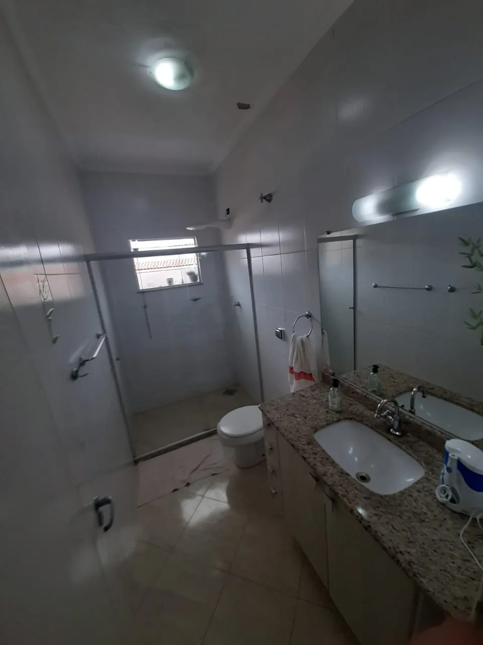 Imagem Comercial à venda 1 Quarto, 3 Suites, 20 Vagas, 2037.7M², Santa Rita, Aparecida - SP