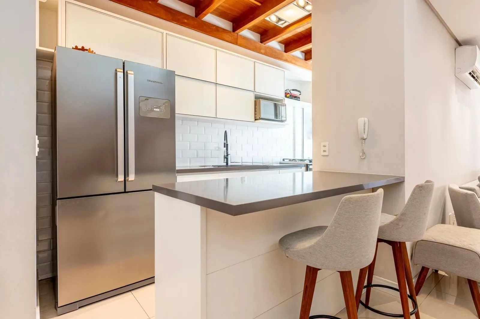 Imagem Apto Garden Duplex com 160m², 3 quartos, 1 suíte, 2 vagas, no bairro Rio Branco