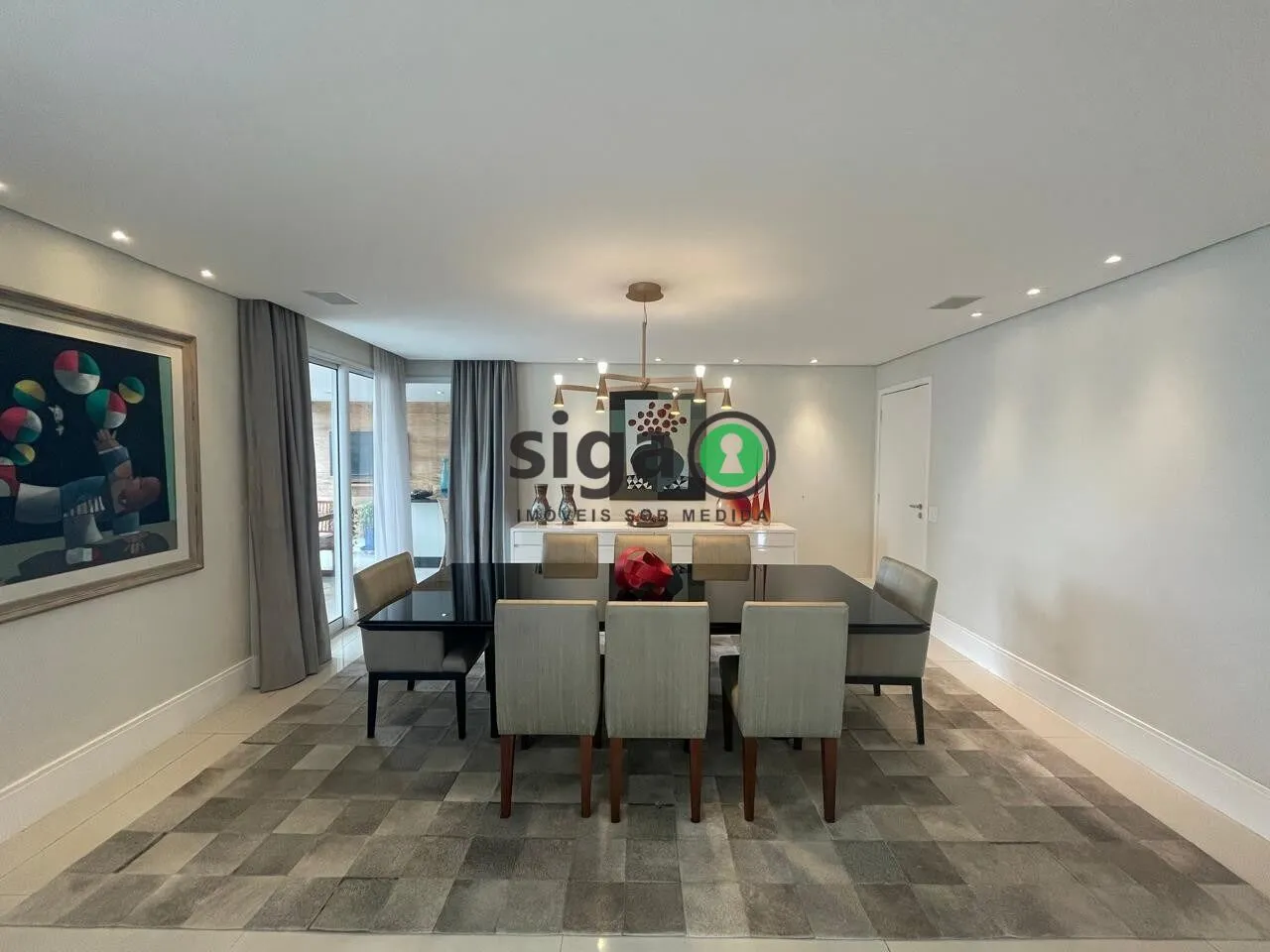 Imagem 370m² de Sofisticação com 4 Suítes, 5 Vagas e Vista Privilegiada no Campo Belo.