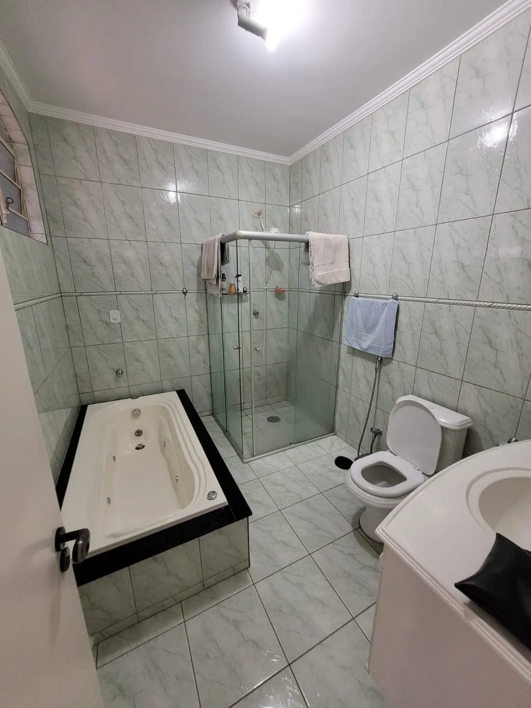 Imagem Casa à venda 4 Quartos, 2 Suites, 3 Vagas, 300M², Chácara Galega, Pindamonhangaba - SP