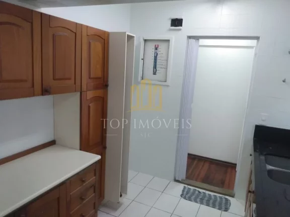 Imagem Oportunidade Única! Apartamento de 3 Dormitórios em Localização Privilegiada Se você busca espaço, conforto e praticidade, este apartamento é a escolha perfeita!