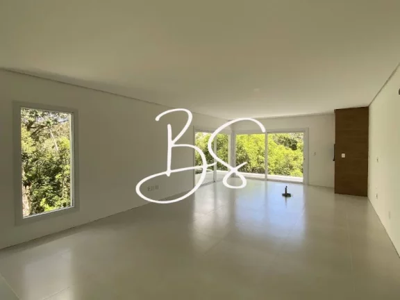 Imagem CASA RESIDENCIAL em GRAMADO - RS, Vale das Colinas
