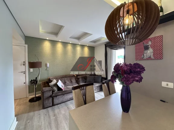 Imagem Apartamento mobiliado para venda, bairro Capão Raso em Curitiba/PR.