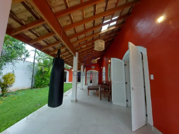 Imagem Ótima casa em localização privilegiada no miolo da Martim de Sá a 100m da praia