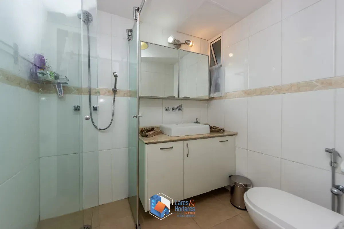 Imagem Apartamento para venda em Moema com 2 quartos, sendo 1 suíte, 75m²