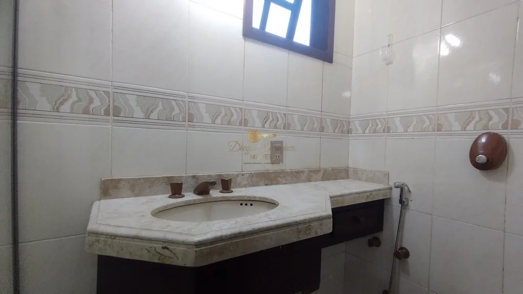 Imagem Casa em Condomínio para Venda em Teresópolis / RJ no bairro Alto