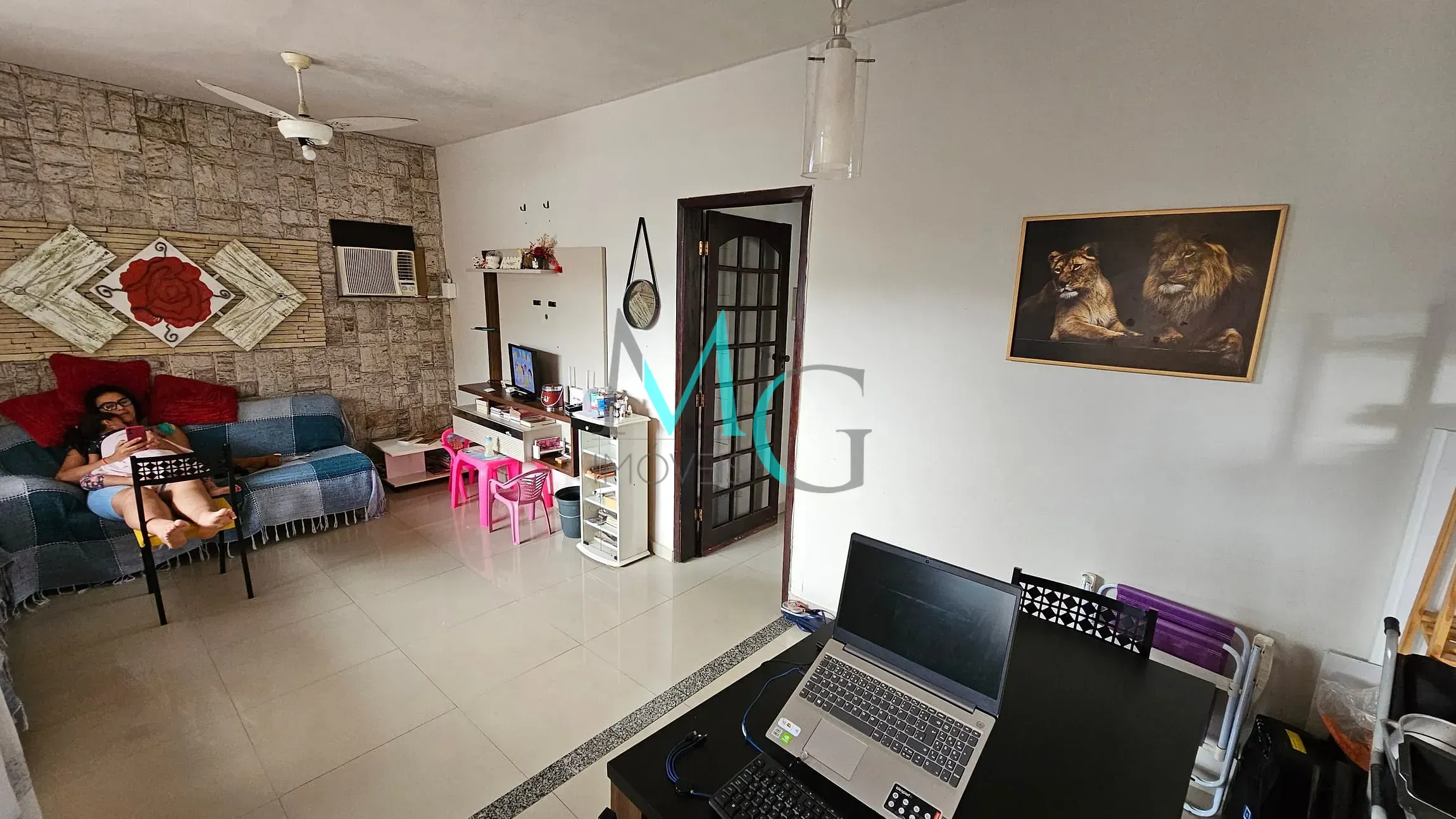 Imagem Casa à 3 quartos 110m² a venda por R$ 400.000,00 em Campo Grande, Rio de Janeiro, RJ