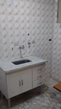 Imagem 2 dormitórios, sala, cozinha, banheiro social, lavanderia e área de serviço . Piscina, quadra de ...