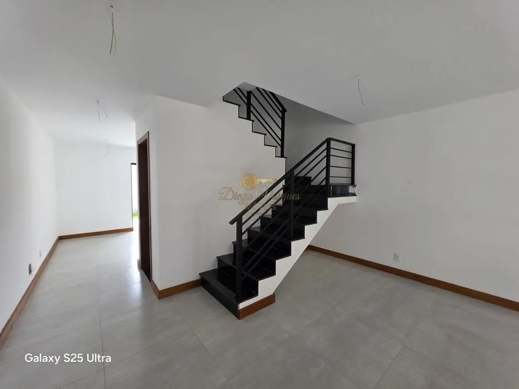 Imagem Casa em Condomínio para Venda em Teresópolis / RJ no bairro Alto