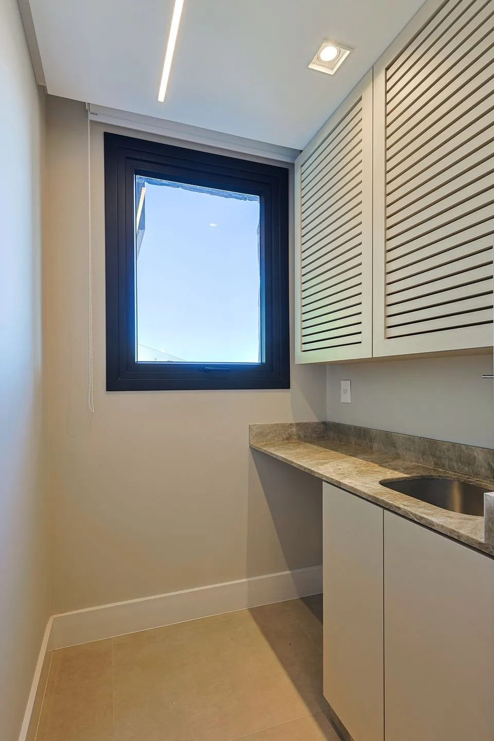 Imagem Apartamento à venda em Torres, Praia da Cal, com 3 quartos, 138.87m2