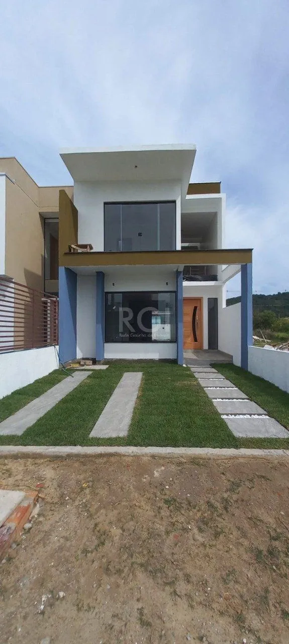 Imagem Sobrado com 3 suítes no bairro Aberta dos Morros