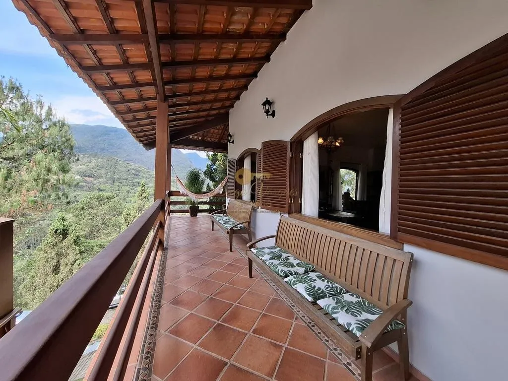 Imagem Casa em Condomínio para Venda em Teresópolis / RJ no bairro Green Valley