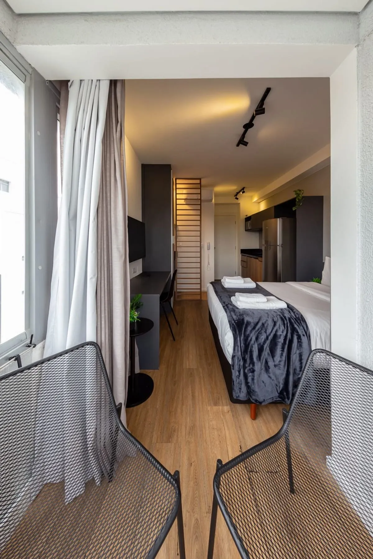 Imagem Apartamento com 1 Quarto para alugar, 27m² - Jardim das Acacias