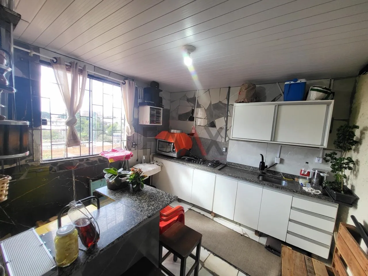 Imagem Casa de Esquina à Venda no Bonsucesso, espaco amplo, oportunidade!