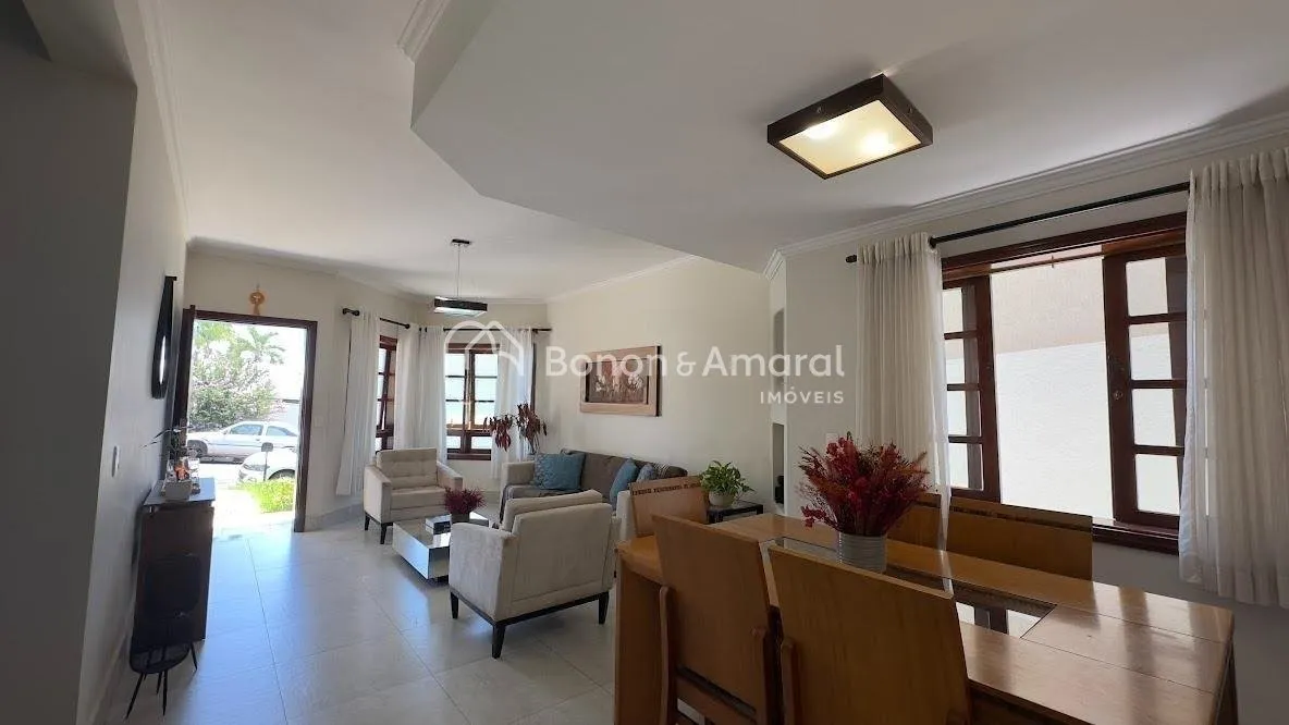 Imagem Casa em condomínio à venda na cidade de Valinhos