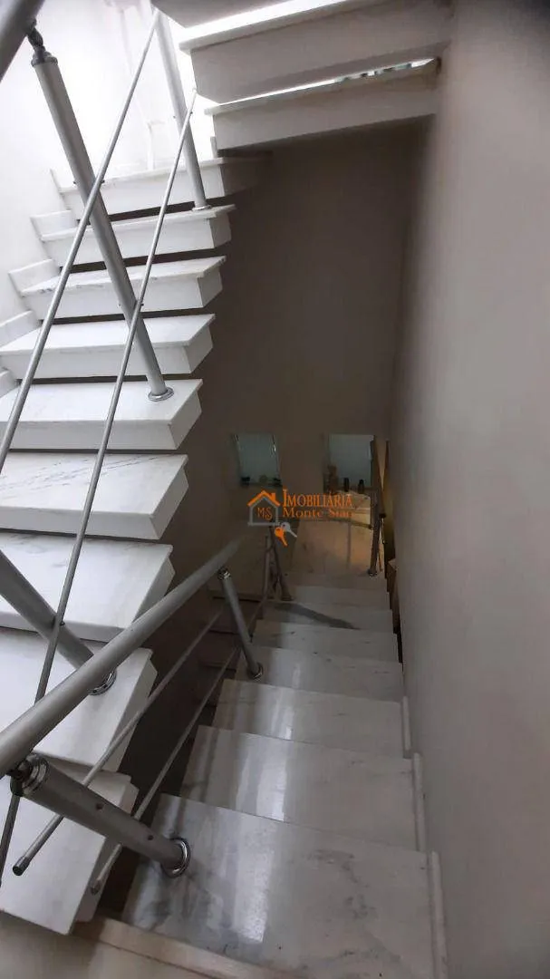 Imagem Sobrado com 4 dormitórios à venda, 300 m² por R$ 1.200.000,00 - Vila Silveira - Guarulhos/SP