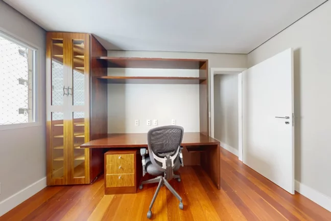 Imagem Apartamento à venda em São Paulo, Itaim Bibi, com 2 quartos, 120m2