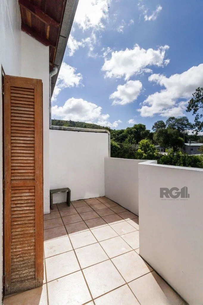 Imagem Casa de 117m² - 3 dormitórios e 1 vaga no bairro Hípica