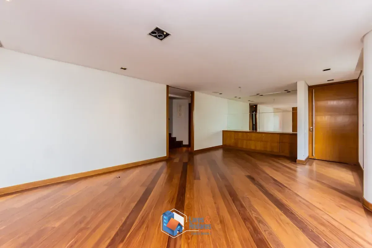 Foto do imóvel Duplex para venda em Indianópolis com 3 quartos, sendo 3 suítes, 198m² em Alameda dos Anapurus