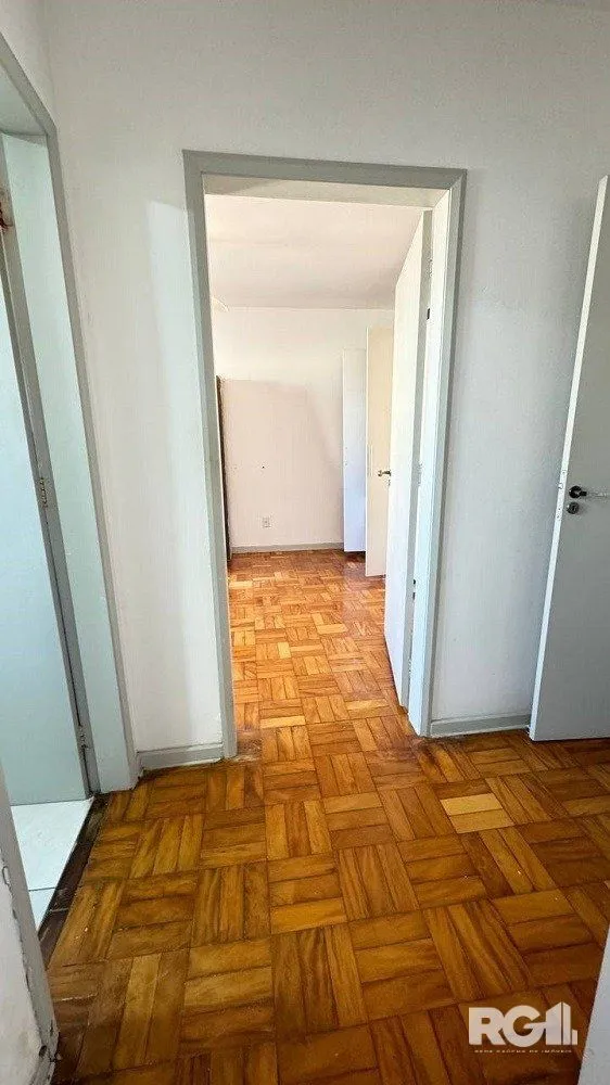 Imagem APARTAMENTO DE 3 DORMITÓRIOS COM VAGA DE GARAGEM NO CENTRO HISTÓRICO.