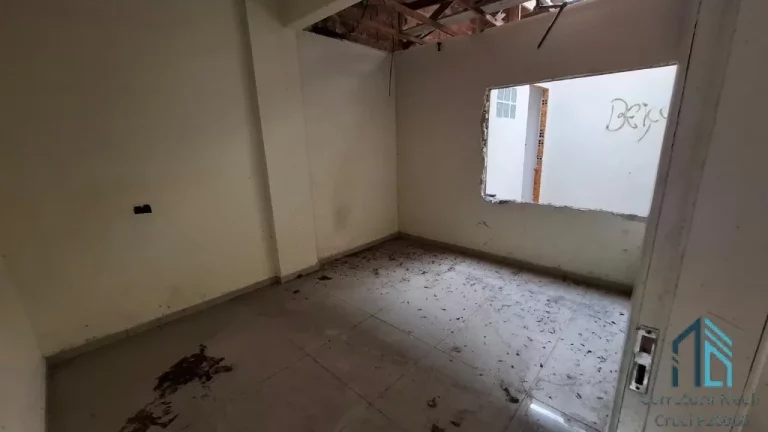 Imagem TERRENO A VENDA, 8m2 de frente, 02 quartos, no Tingui em Curitiba PR