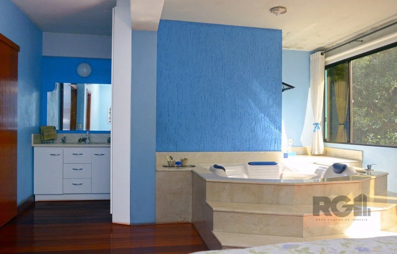 Imagem Casa de Condomínio em Elsa