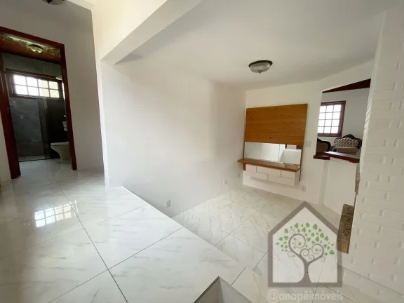 Imagem Casa em Condomínio fechado alto padrão em Sambaqui