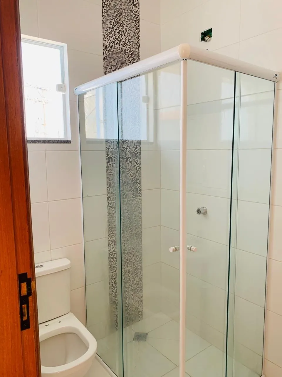 Imagem Casa à venda 2 Quartos, 2 Vagas, 144M², Jardim Gurilândia, Taubaté - SP