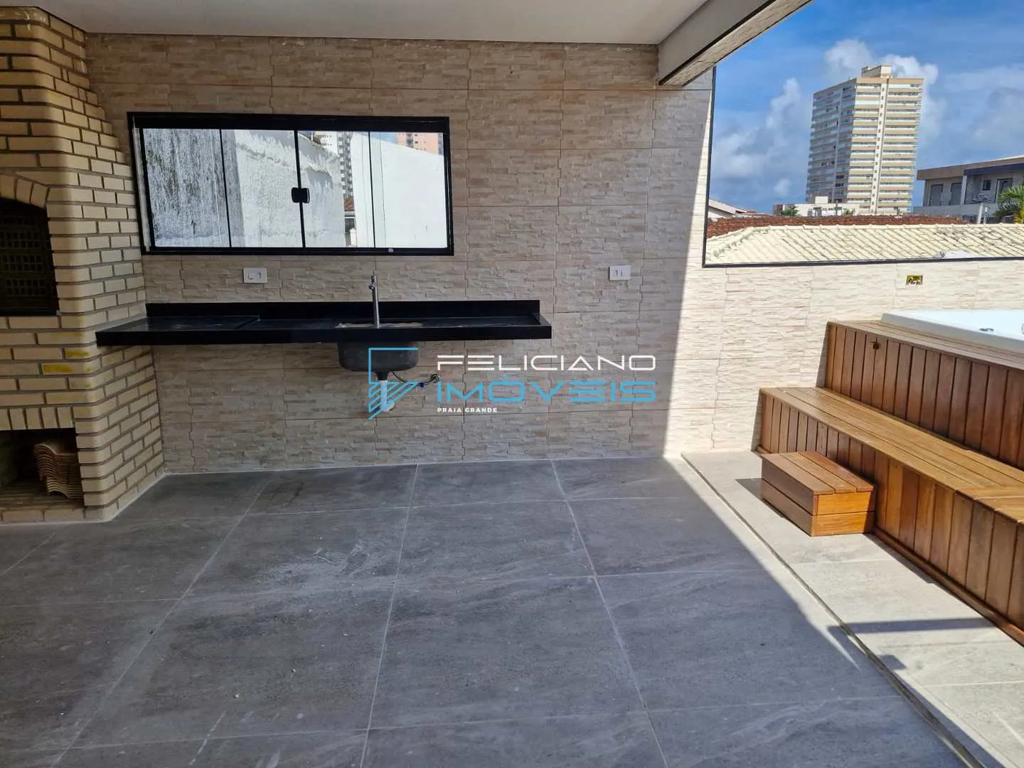 Imagem Casa com 3 quartos, Caiçara, Praia Grande - R$ 750 mil, Cod: 7228