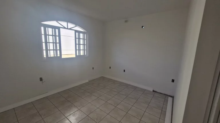 Imagem Casa com Terreno Comercial à Venda - Areias de Palhocinha, Garopaba-SC!