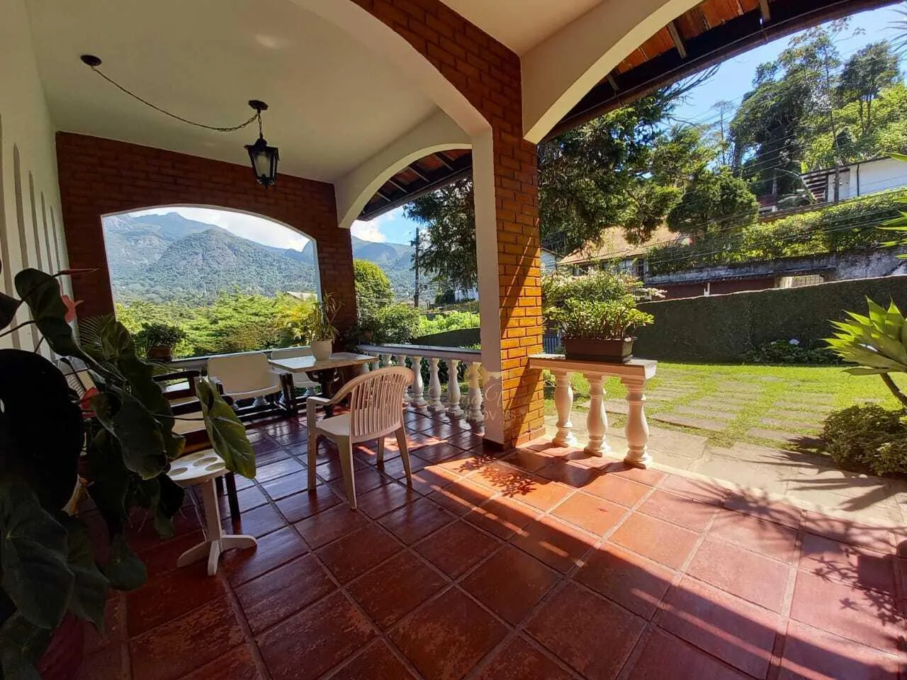 Imagem Casa para Venda em Teresópolis / RJ no bairro Santa Cecília