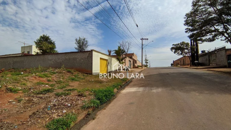 Imagem Terreno à venda, 360 m² por R$ 160.000,00 - Novo Igarapé - Igarapé/MG