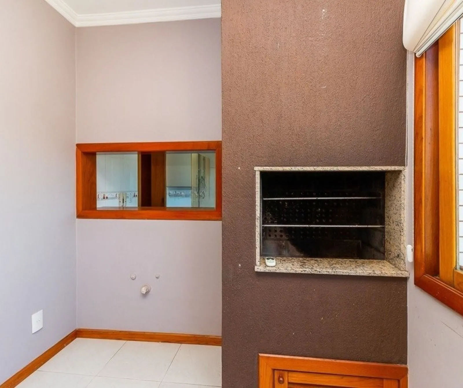Imagem Apartamento de 2 dormitórios, 1 suíte, closet e 2 vagas de garagem .