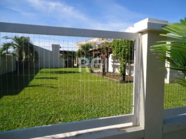 Imagem Casa para Venda - 320m², 4 dormitórios, sendo 2 suites, 3 vagas - Centro