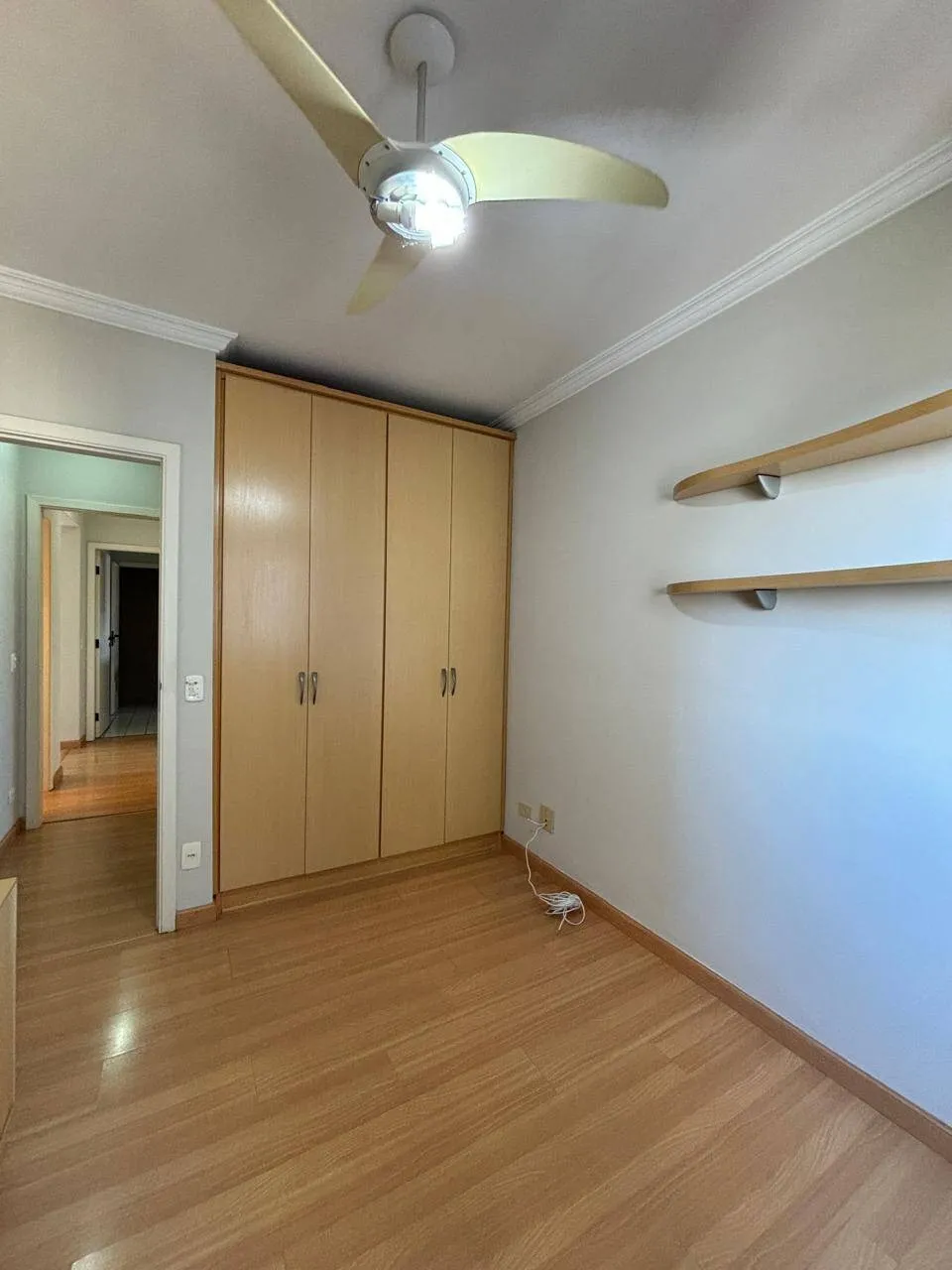 Imagem Apartamento com 3 Dormitórios e 3 Vagas em Alphaville, Barueri - Frente à Pista de Caminhada