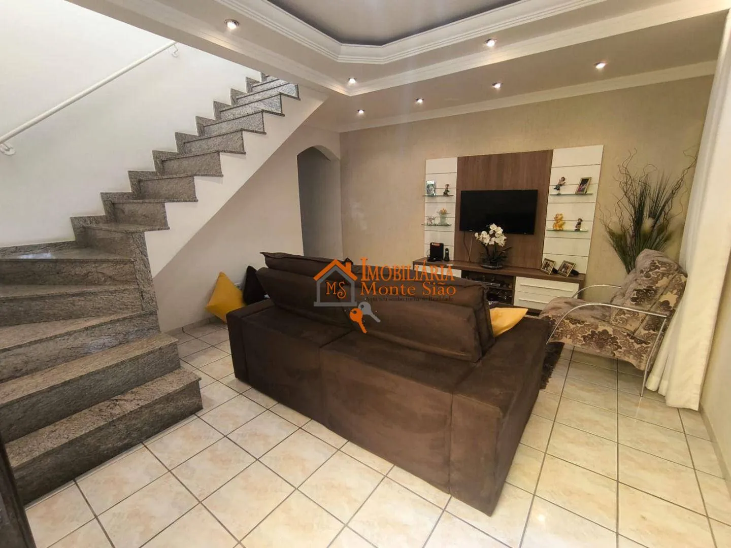 Imagem Sobrado com 3 dormitórios à venda, 165 m² por R$ 620.000,00 - Jardim Bela Vista - Guarulhos/SP