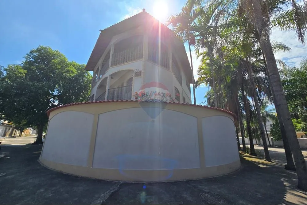 Foto do imóvel Casa com 4 quartos Para aluguel em Campo Grande