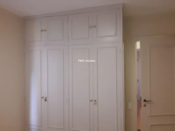 Imagem Apartamento à venda ou locação na Vila Nova Conceição, com 2 suítes, 2 vagas.