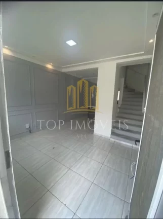 Imagem Seu novo lar no Jardim Limoeiro espera por você! Encante-se com esta linda casa em condomínio, ideal para quem busca conforto, segurança e praticidade!
