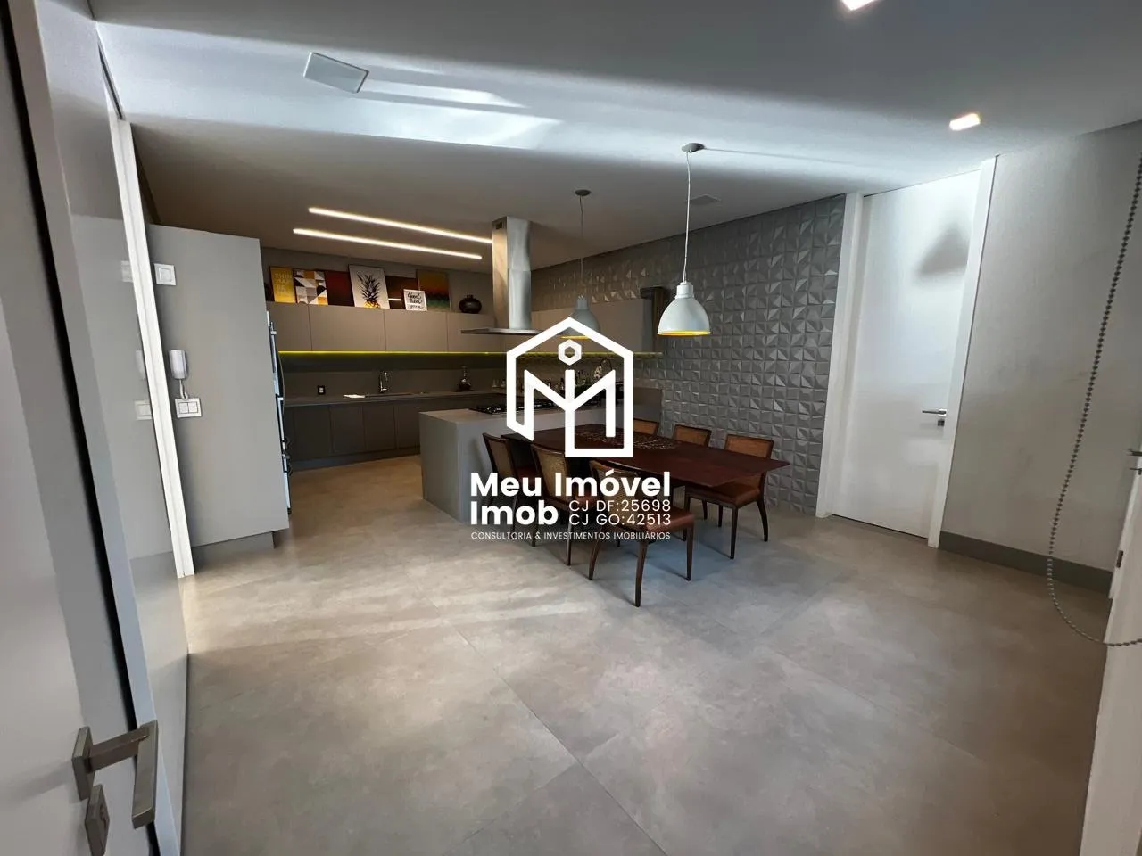 Imagem Casa 4 Quartos 4 Suítes 7 Vagas 860m² Mobiliado Park Way/DF