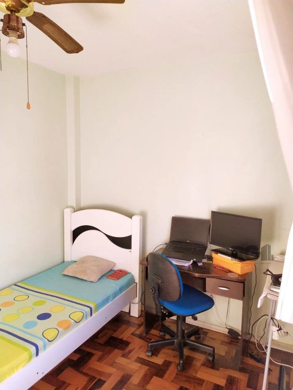 Imagem Apartamento de 2 dormitórios com vaga no bairro Petrópolis