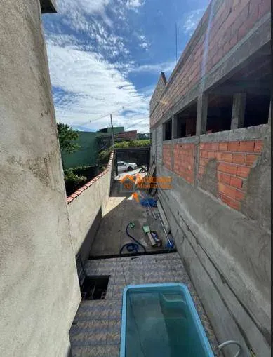 Imagem Sobrado com 3 dormitórios à venda, 125 m² por R$ 375.000 - Recreio São Jorge - Guarulhos/SP